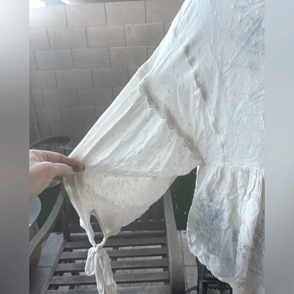 American Eagle Outfitters Blue Embroidered Lace Lightweight Boho Tunic Blouse MD - Picture 7 of 16